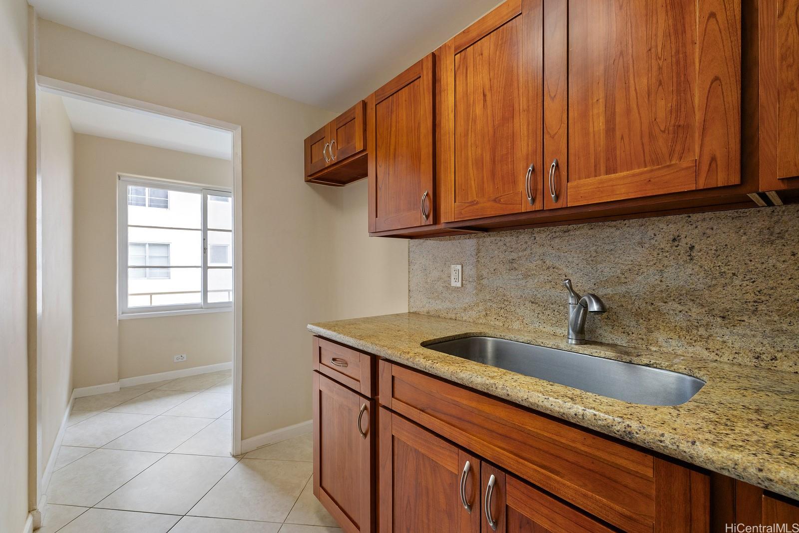 Marina Gardens condo # 202, Honolulu, Hawaii - photo 6 of 23