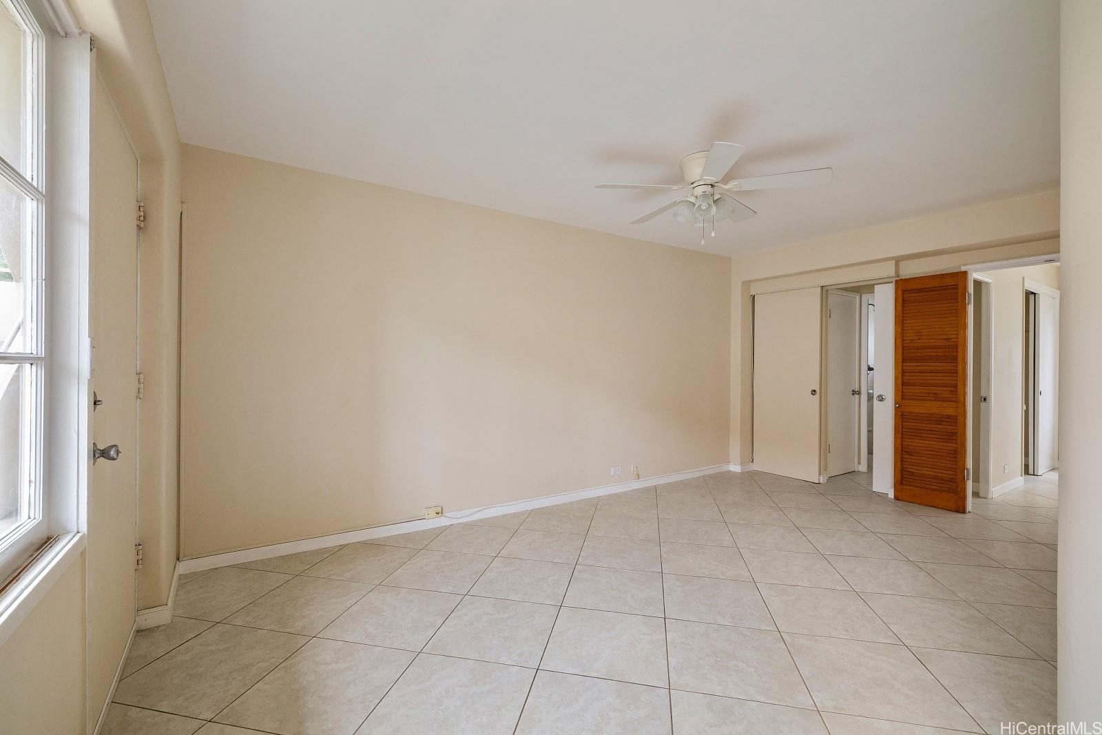 Marina Gardens condo # 202, Honolulu, Hawaii - photo 7 of 23