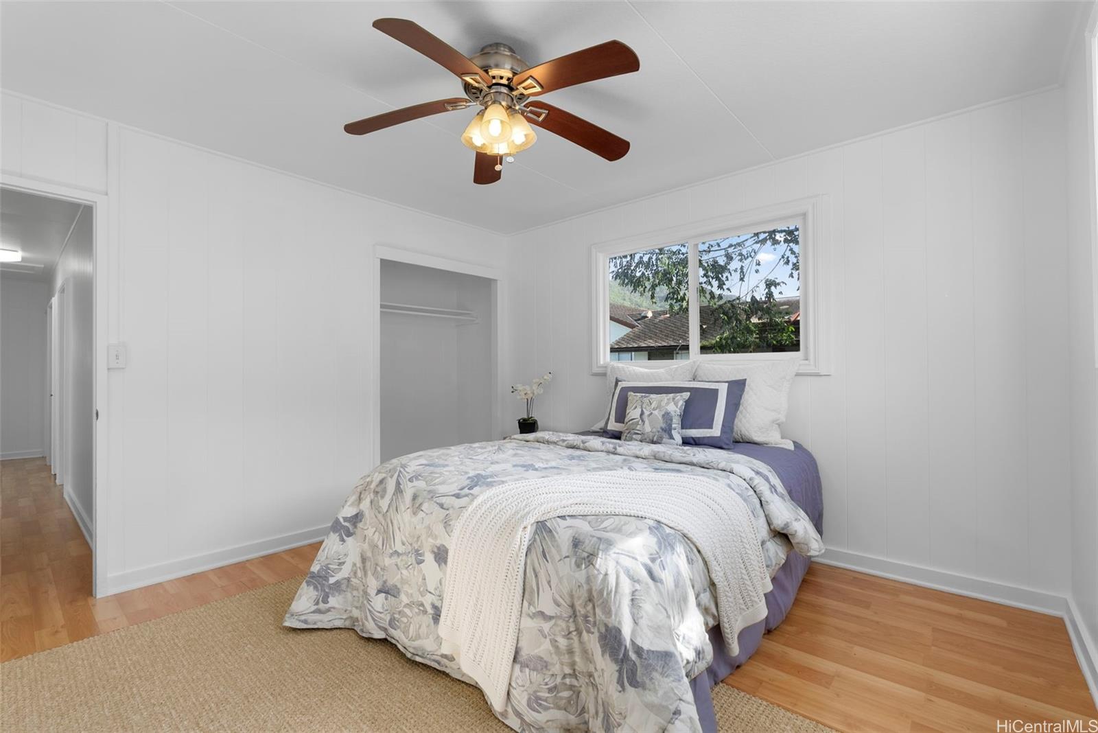 1624  Ala Makani Place Moanalua Valley, Honolulu home - photo 6 of 25