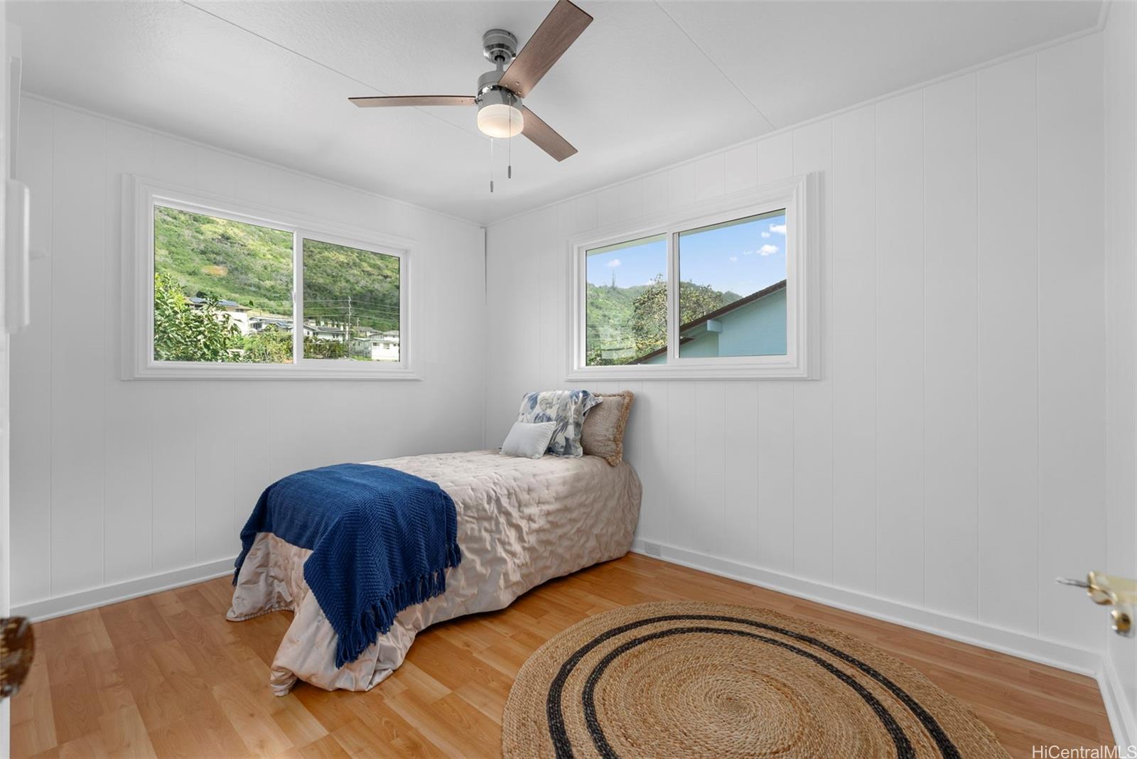 1624  Ala Makani Place Moanalua Valley, Honolulu home - photo 8 of 25