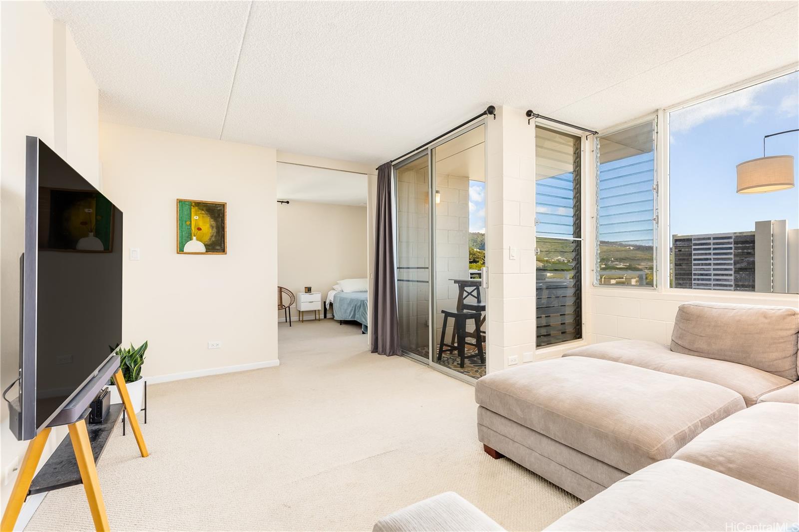 Pulelehua condo # 1001, Honolulu, Hawaii - photo 2 of 17