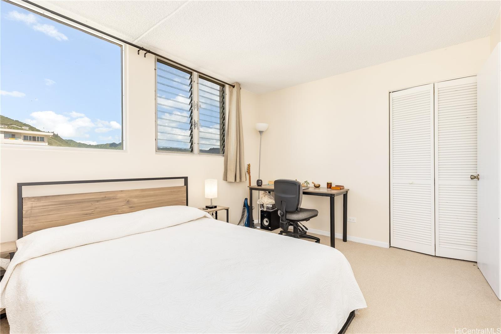 Pulelehua condo # 1001, Honolulu, Hawaii - photo 10 of 17