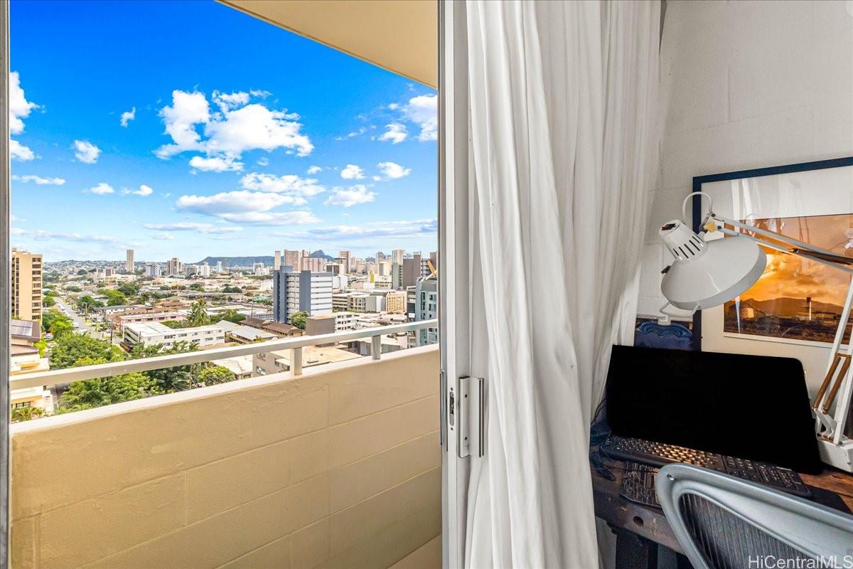 Pulelehua condo # 1104, Honolulu, Hawaii - photo 12 of 25