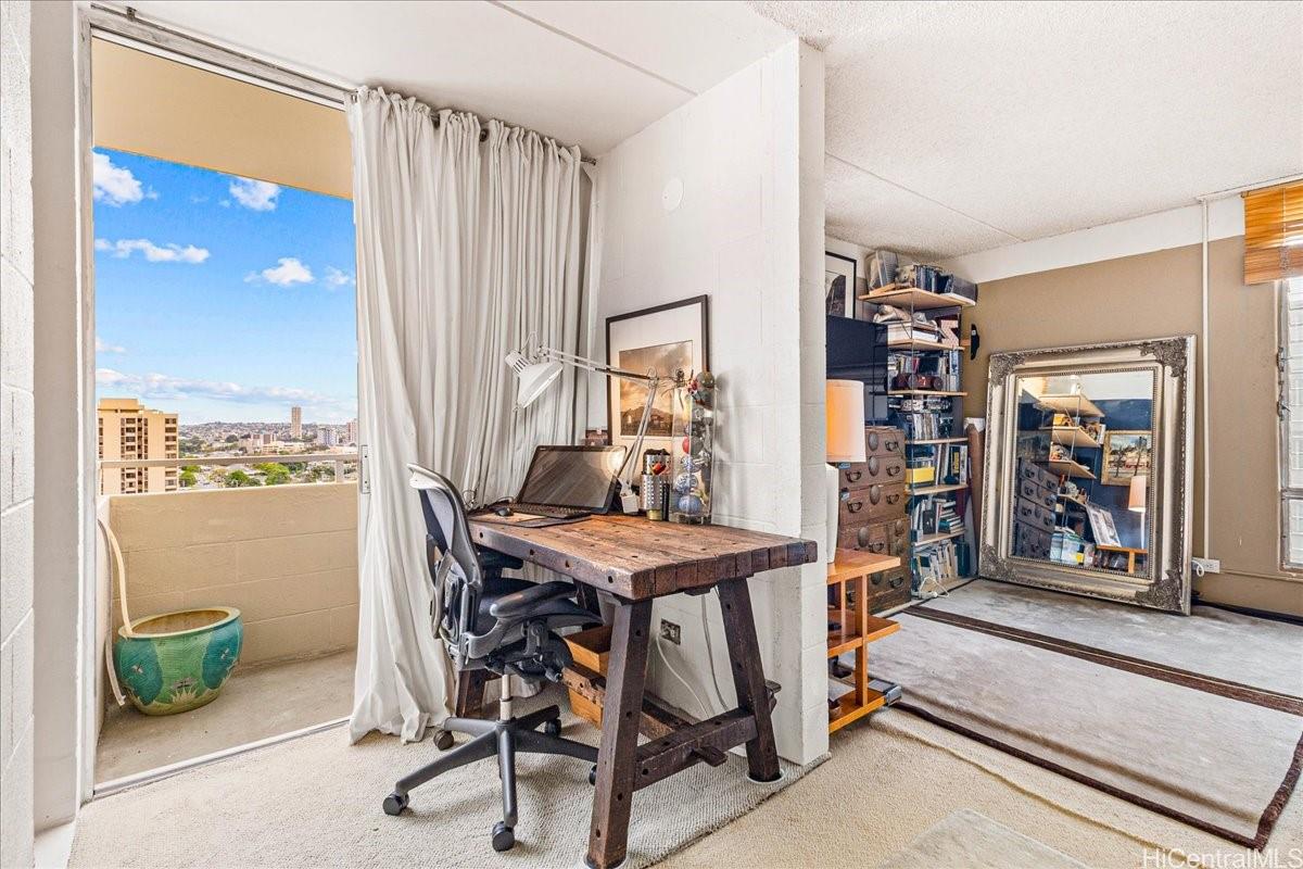 Pulelehua condo # 1104, Honolulu, Hawaii - photo 7 of 25