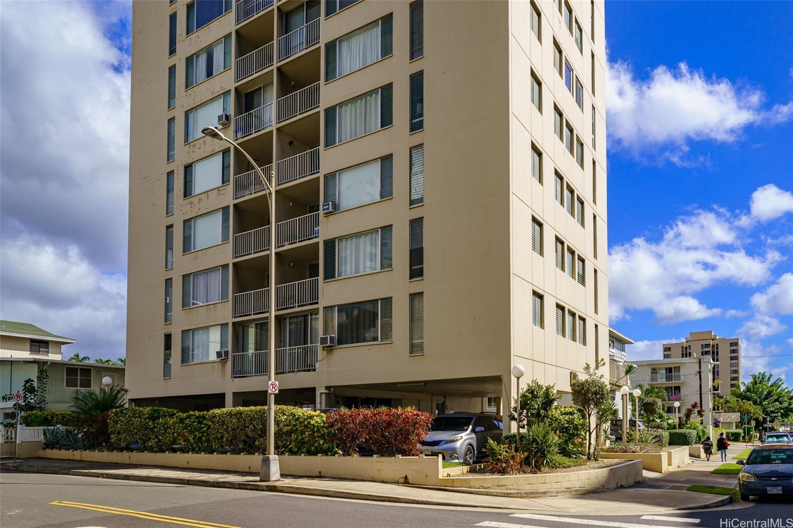 Pulelehua condo # 501, Honolulu, Hawaii - photo 2 of 19