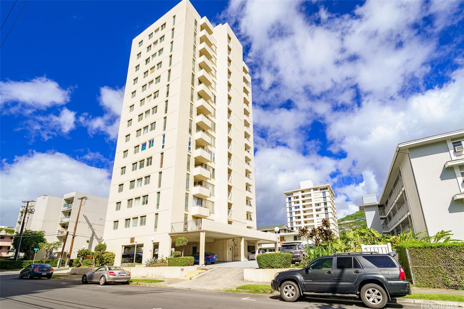 Pulelehua condo # 501, Honolulu, Hawaii - photo 3 of 19