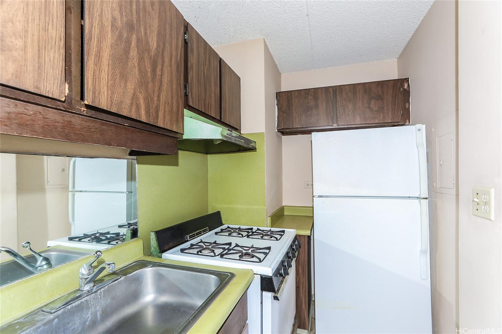 Pulelehua condo # 603, Honolulu, Hawaii - photo 15 of 25