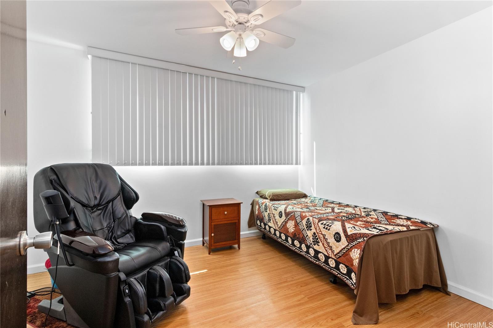 Pulelehua condo # 604, Honolulu, Hawaii - photo 5 of 12