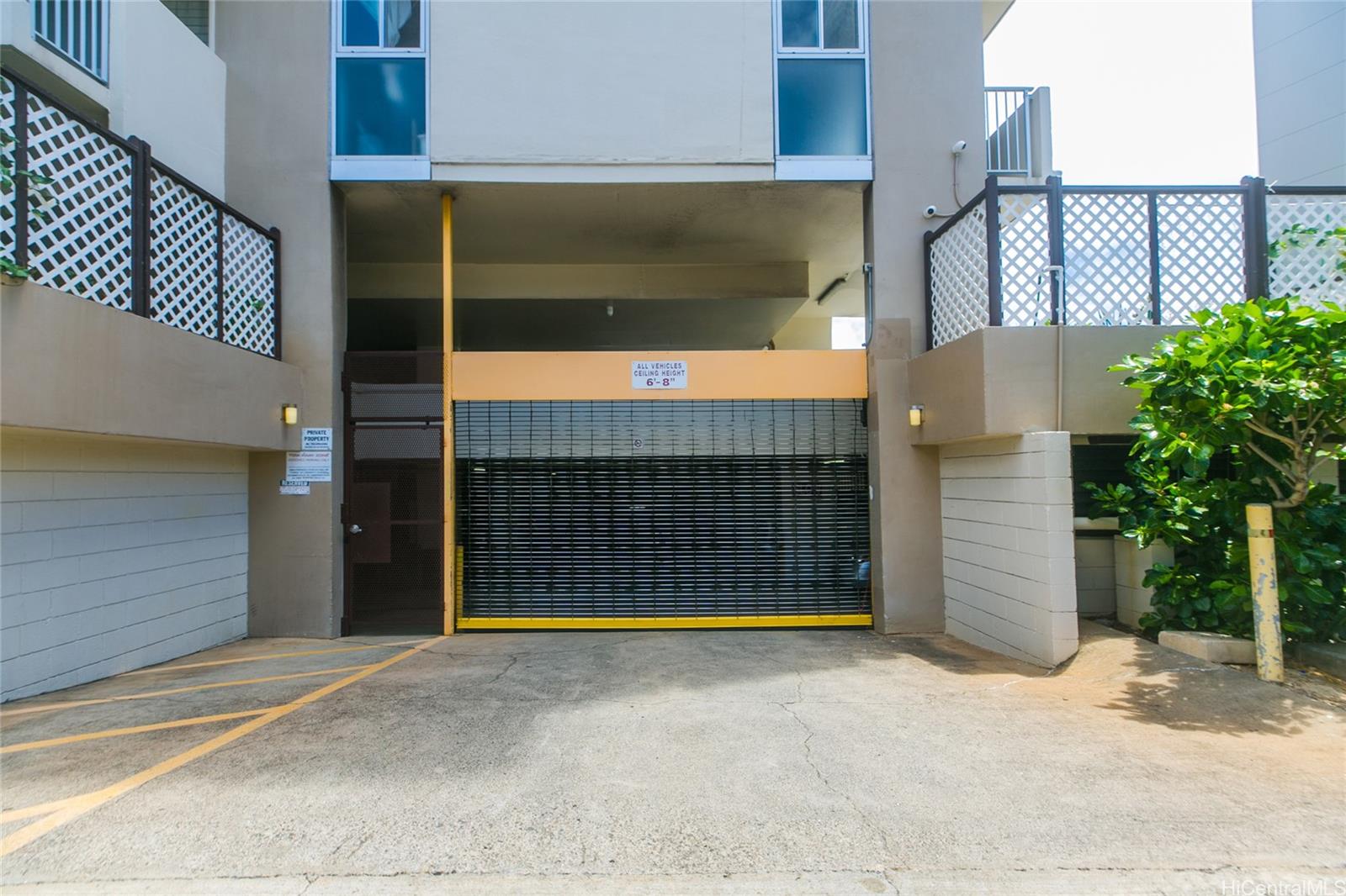 Kapiolani Townhouse condo # 1208, Honolulu, Hawaii - photo 24 of 25