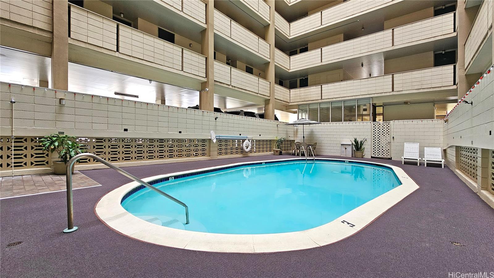 Kapiolani Townhouse condo # 304, Honolulu, Hawaii - photo 14 of 20