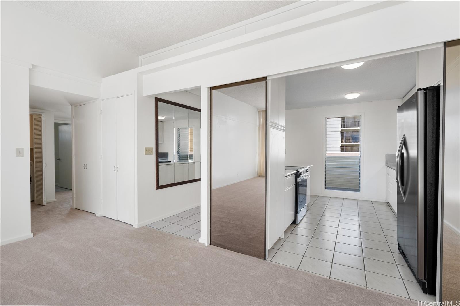 Kapiolani Townhouse condo # PHA, Honolulu, Hawaii - photo 14 of 24