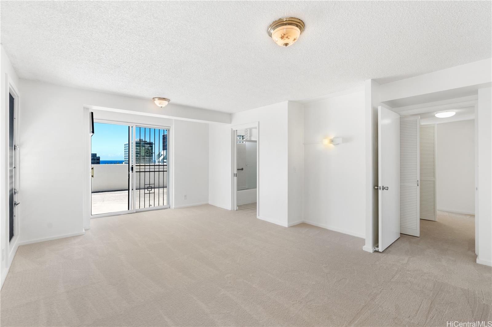 Kapiolani Townhouse condo # PHA, Honolulu, Hawaii - photo 6 of 24