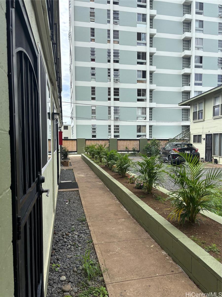 1624 Liholiho St Honolulu - Rental - photo 8 of 8