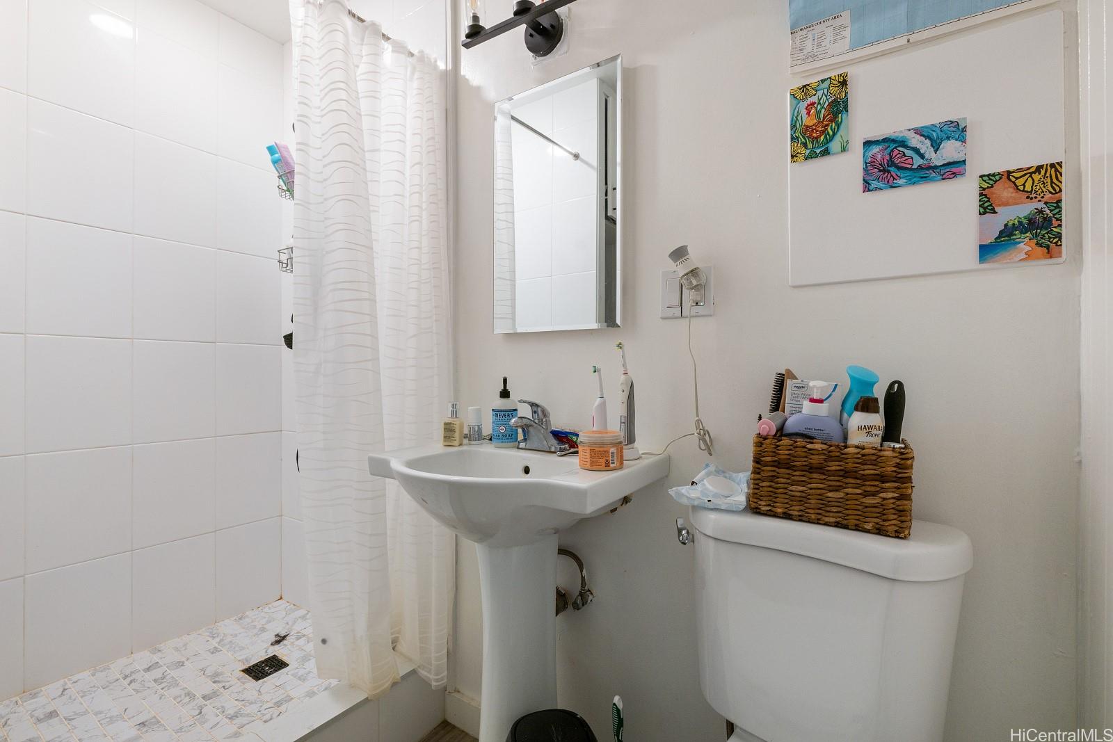 1624 Liholiho Street Honolulu - Multi-family - photo 8 of 22