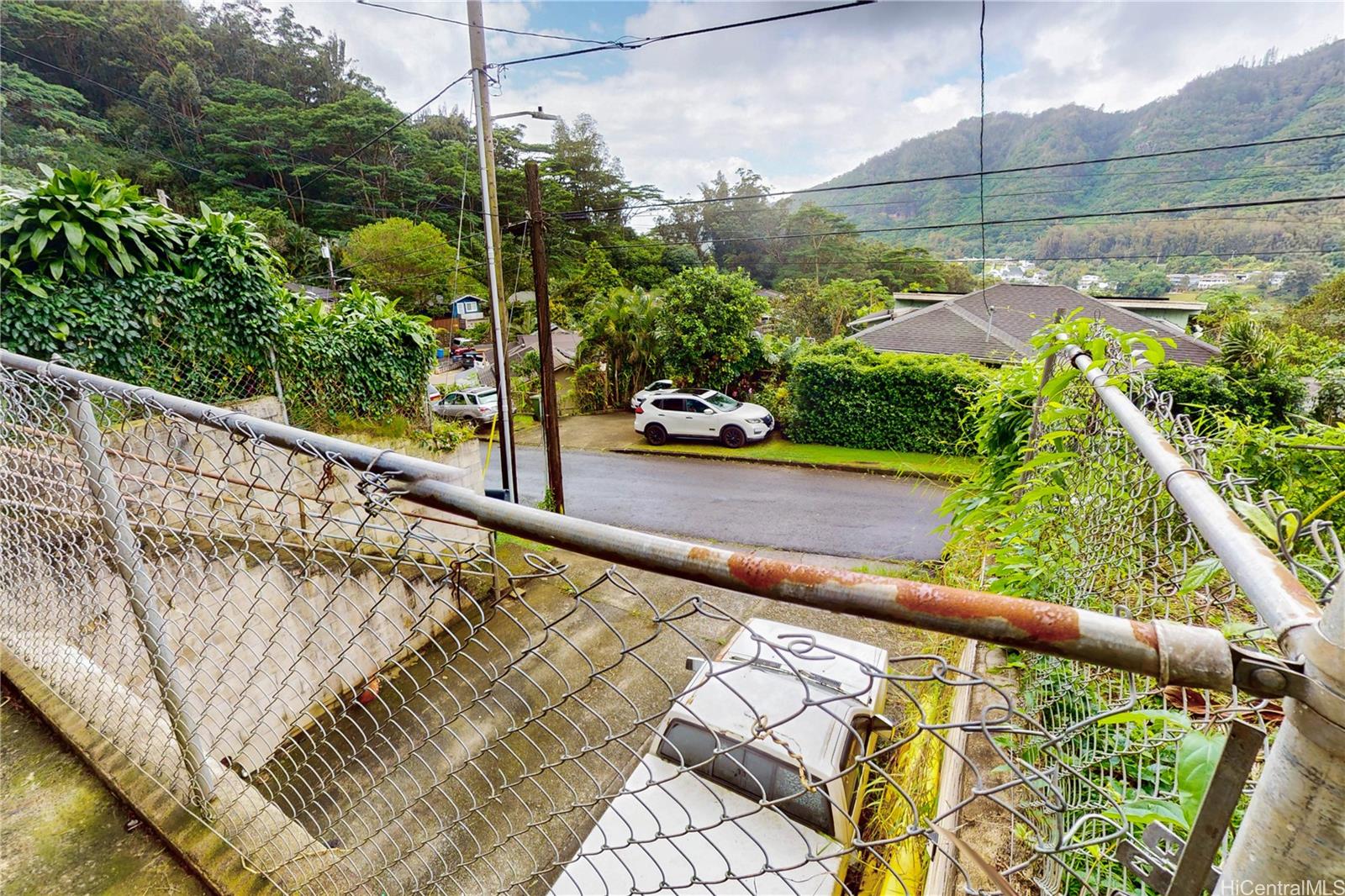 1625  Kalaepaa Drive Kalihi Valley, Honolulu home - photo 13 of 25