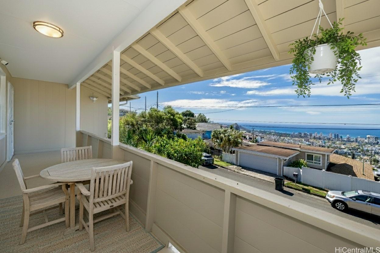 1626  Quincy Place St. Louis, Diamond Head home - photo 5 of 24