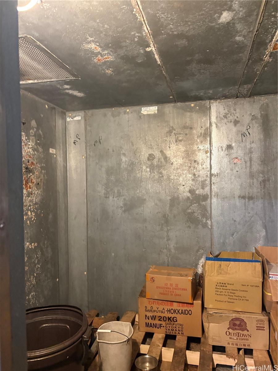 1626 Silva St HONOLULU Oahu commercial real estate photo8 of 12