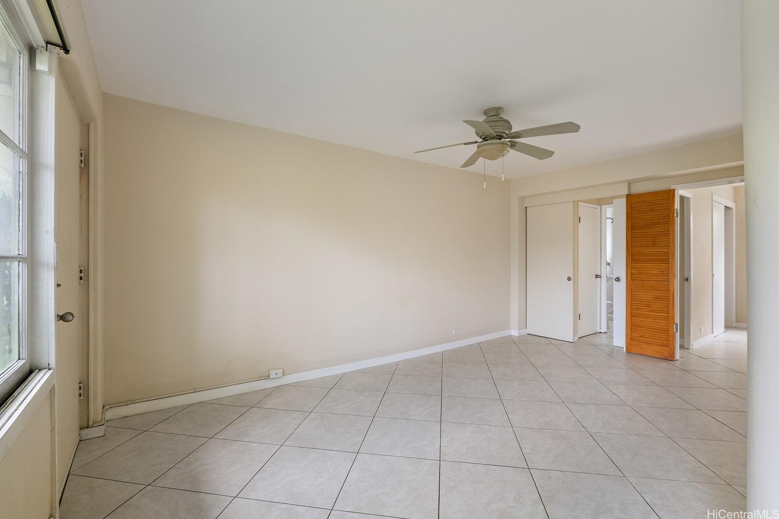 Marina Gardens condo # 104, Honolulu, Hawaii - photo 7 of 24