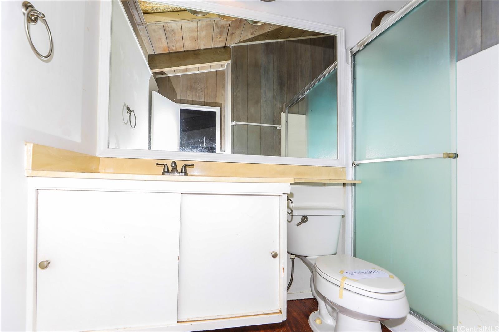 1627  Halekoa Dr Waialae Nui Rdge, Diamond Head home - photo 15 of 25