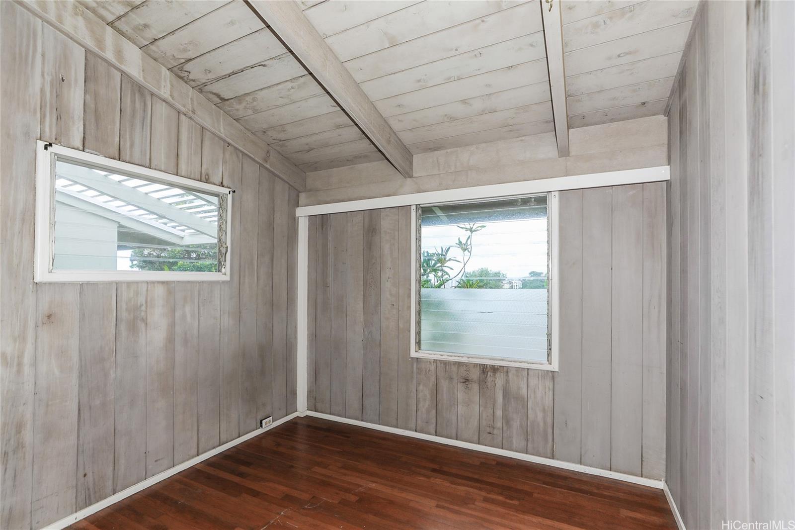 1627  Halekoa Dr Waialae Nui Rdge, Diamond Head home - photo 18 of 25