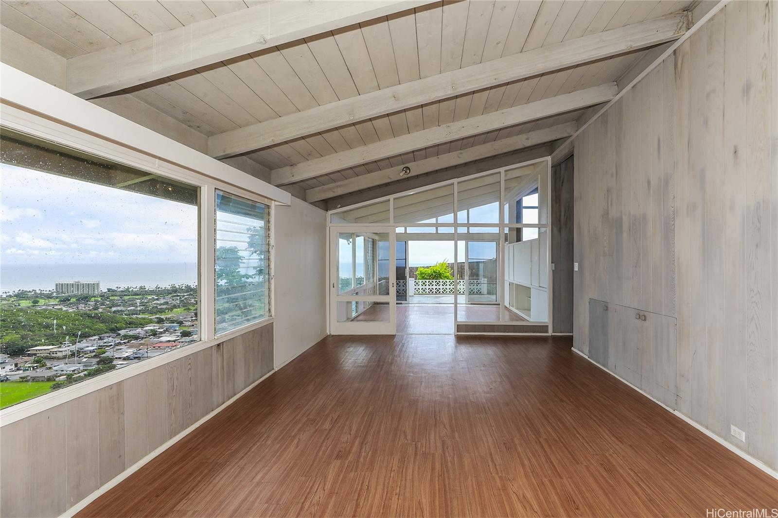 1627  Halekoa Dr Waialae Nui Rdge, Diamond Head home - photo 5 of 25