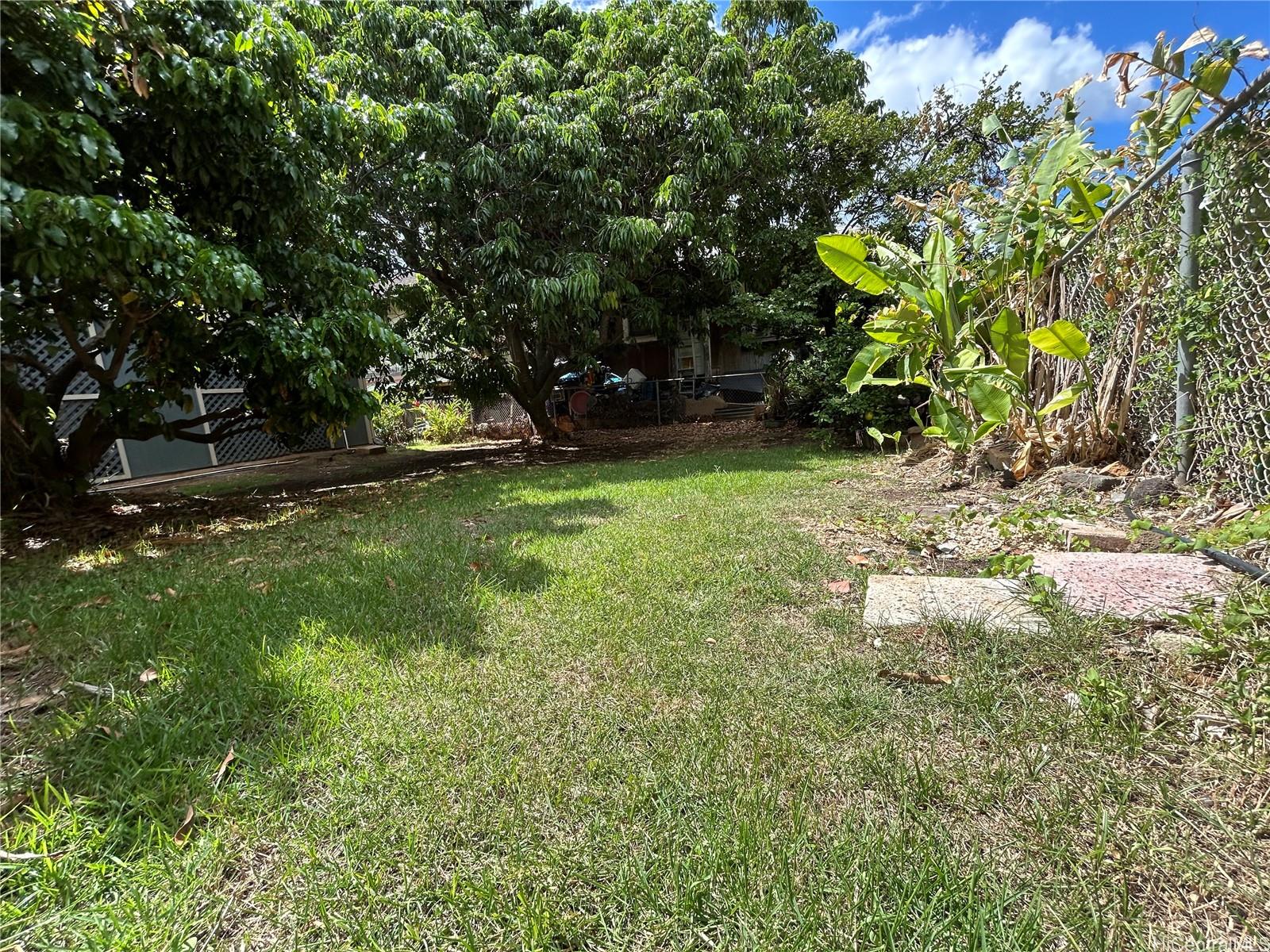 1628  Aupuni Street Kamehameha Heights, Honolulu home - photo 11 of 14