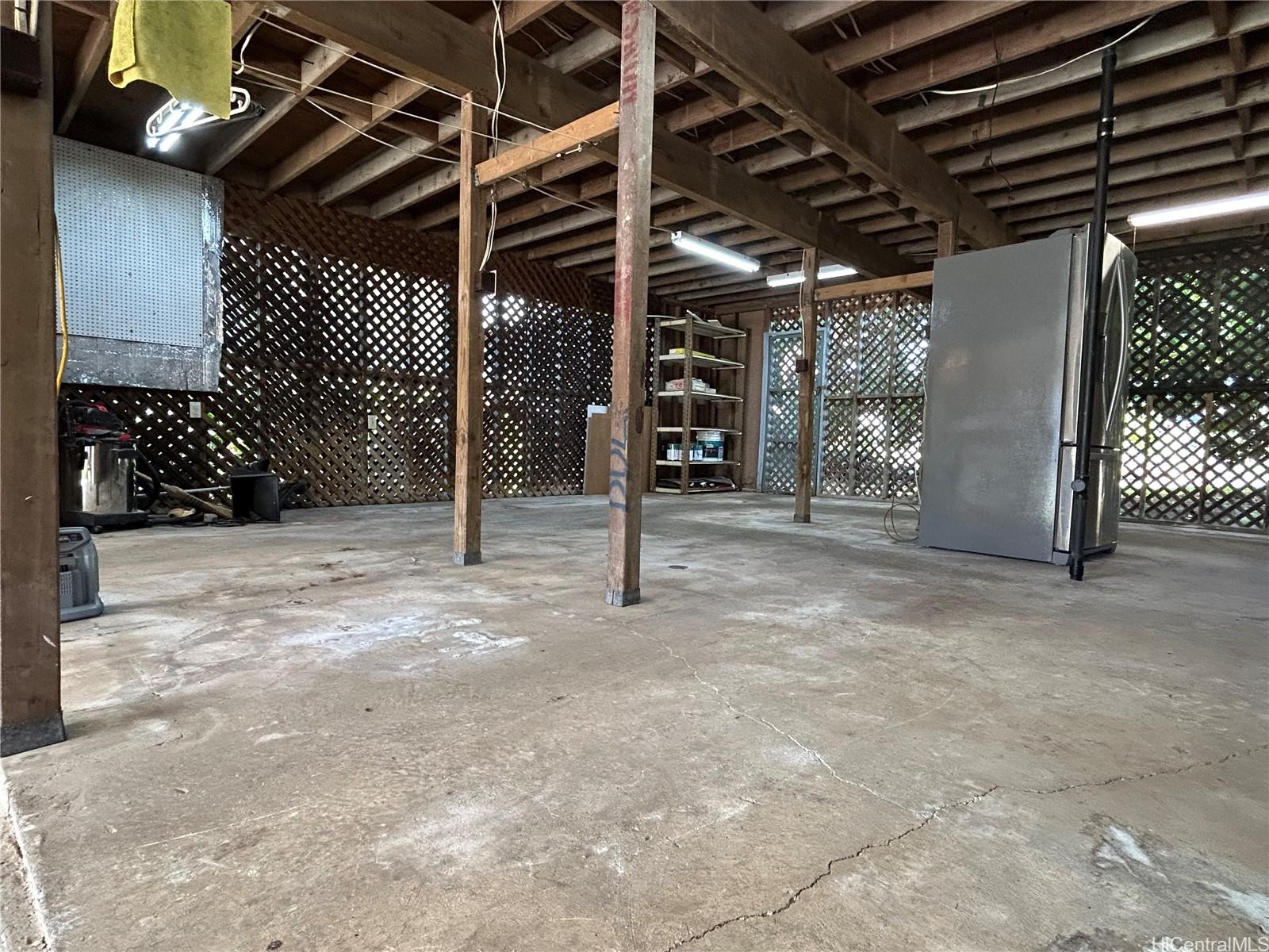 1628  Aupuni Street Kamehameha Heights, Honolulu home - photo 9 of 14