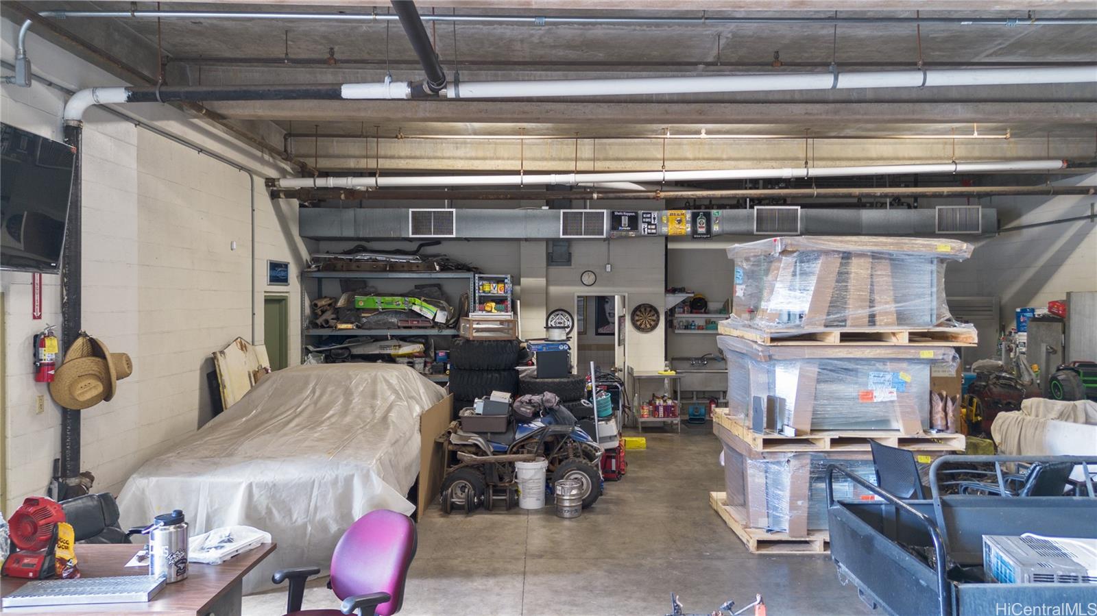 1628 Democrat Street Honolulu Oahu commercial real estate photo3 of 17