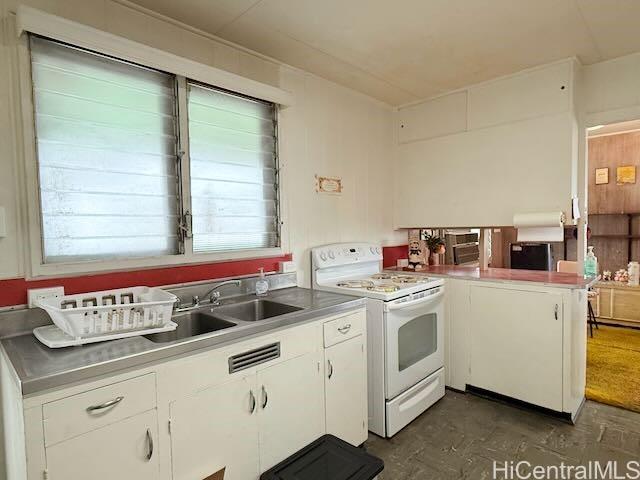 1630  Kino St Kalihi-lower, Honolulu home - photo 4 of 16