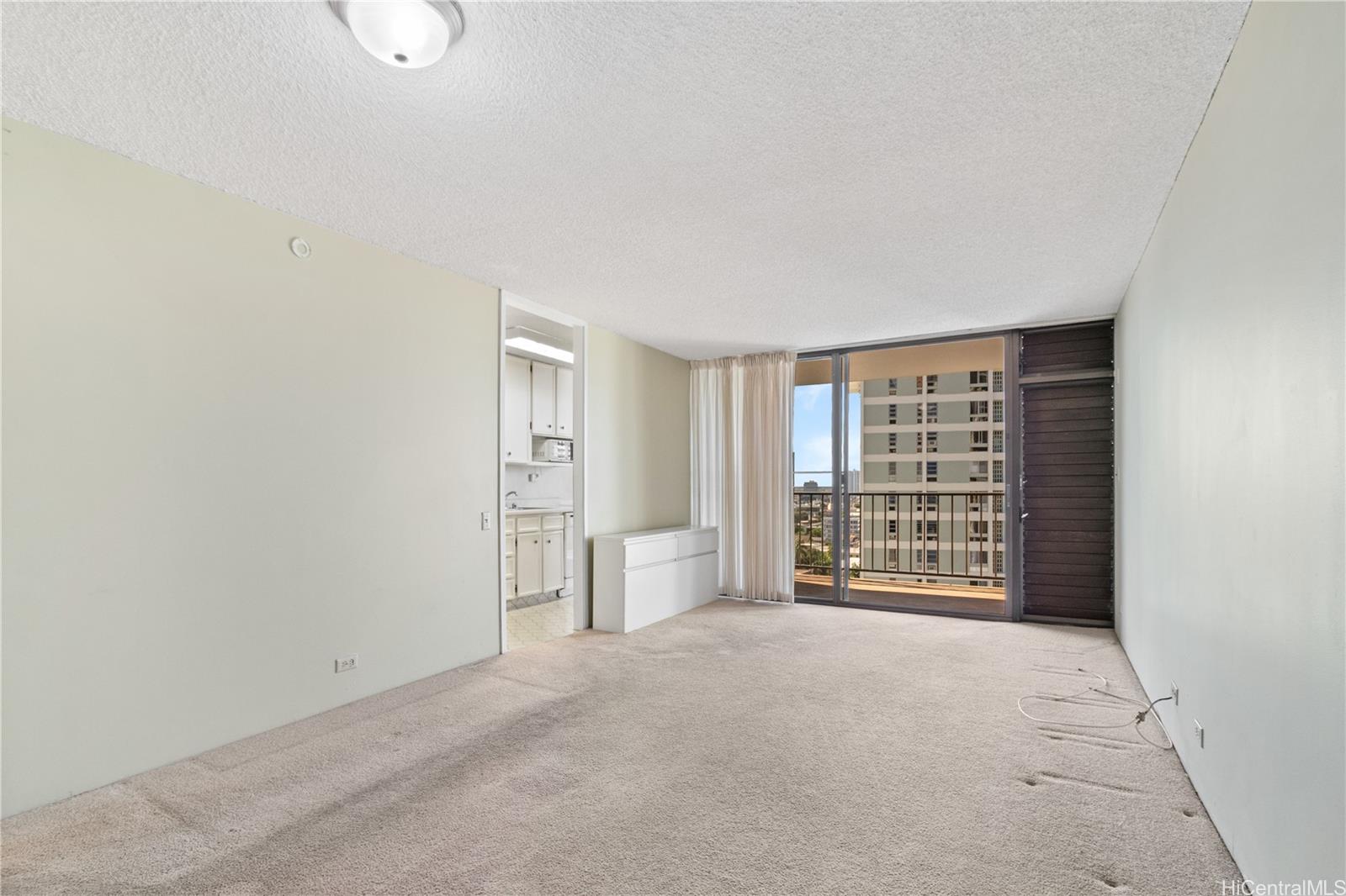 Camelot condo # 1004, Honolulu, Hawaii - photo 7 of 19