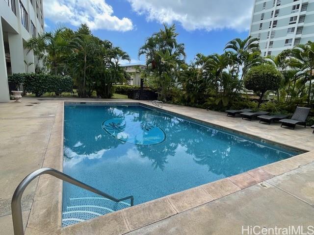 Camelot condo # 1006, Honolulu, Hawaii - photo 17 of 17