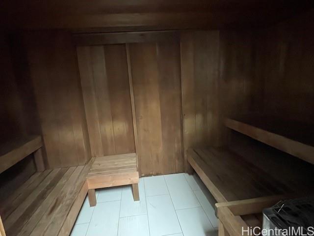 Camelot condo # 1006, Honolulu, Hawaii - photo 10 of 17