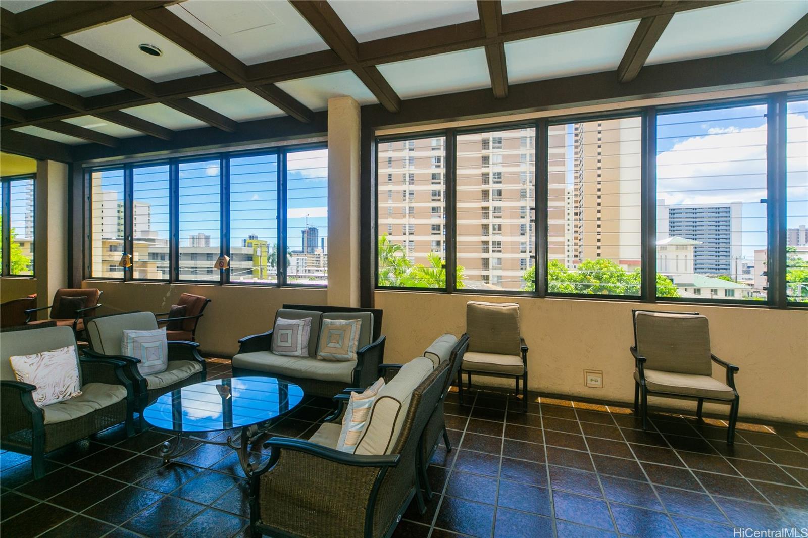 Camelot condo # 1102, Honolulu, Hawaii - photo 17 of 25