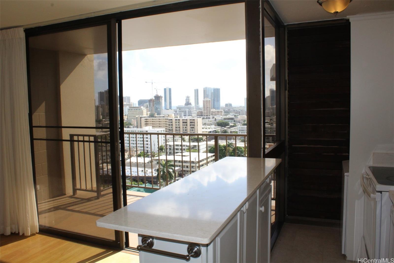 Camelot condo # 1203, Honolulu, Hawaii - photo 2 of 12