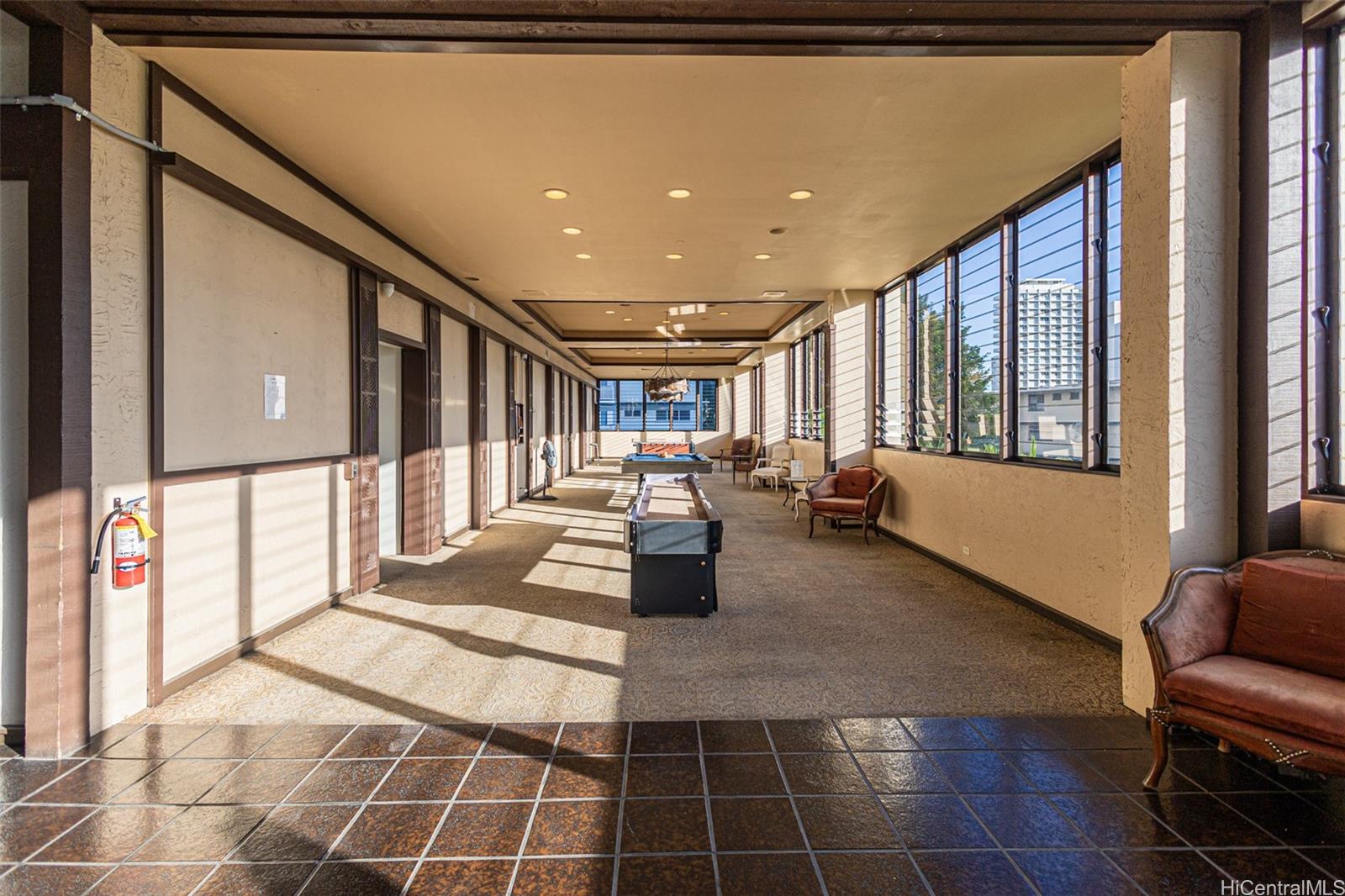 Camelot condo # 1203, Honolulu, Hawaii - photo 23 of 25