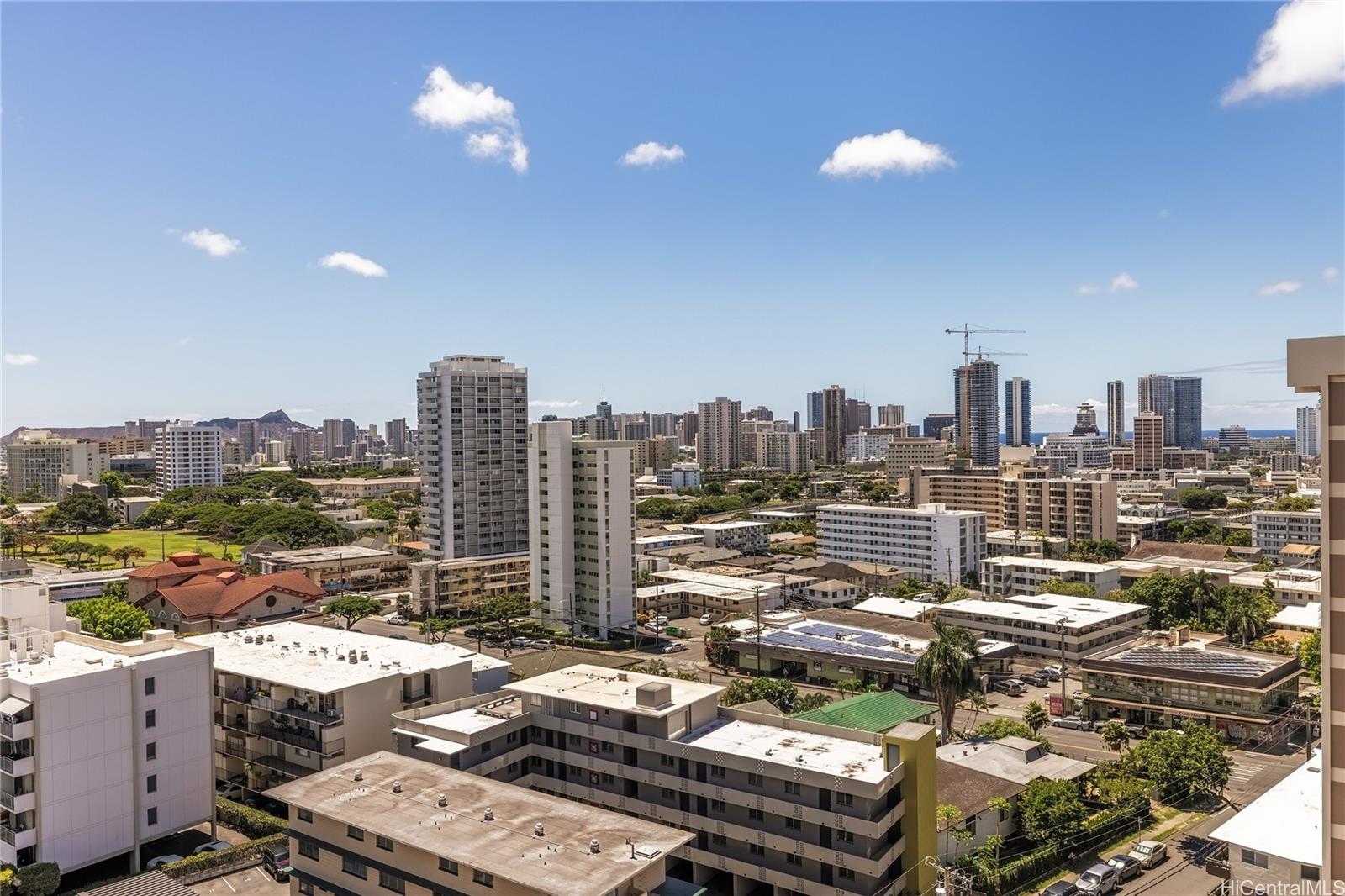 Camelot condo # 1404, Honolulu, Hawaii - photo 11 of 11