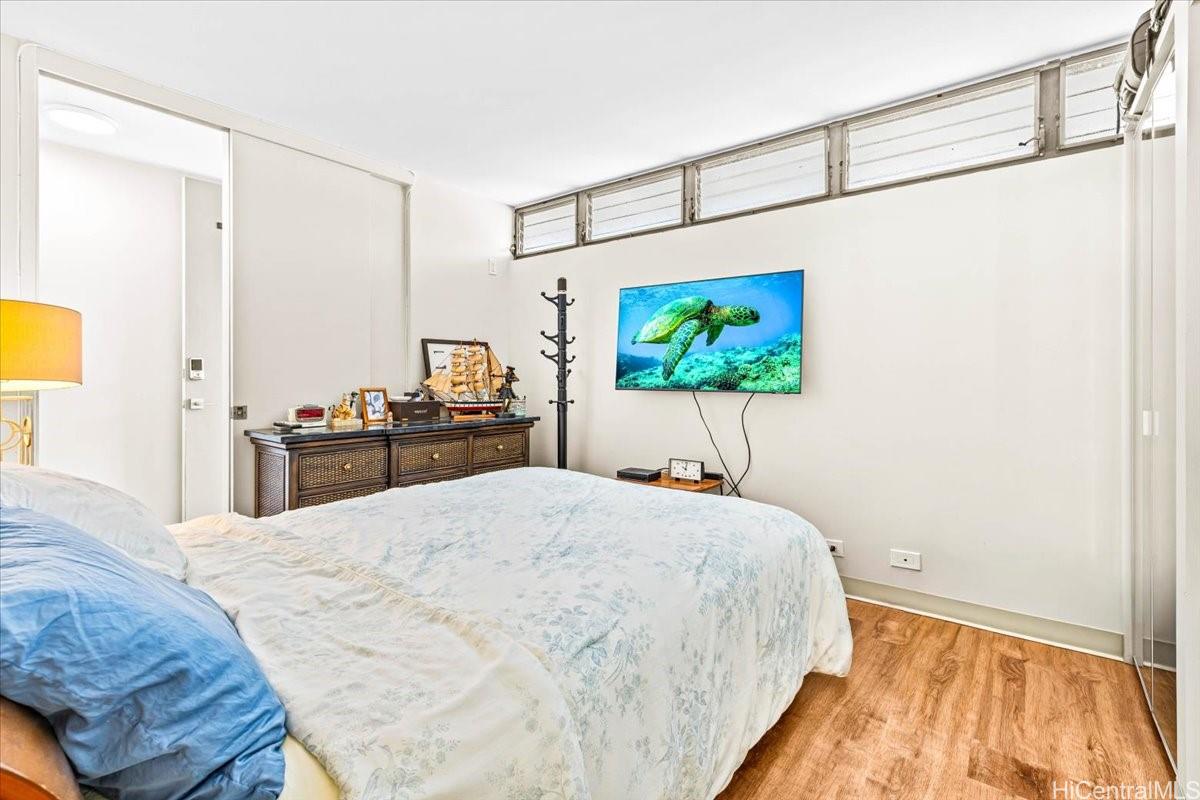 Camelot condo # 1608, Honolulu, Hawaii - photo 12 of 20