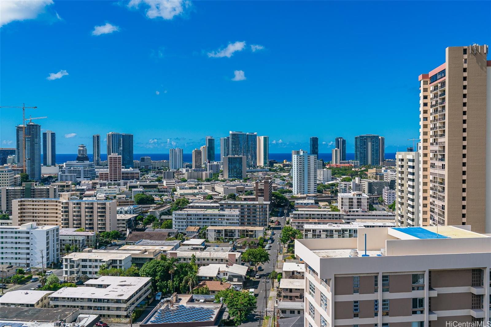 Camelot condo # 2001, Honolulu, Hawaii - photo 20 of 25