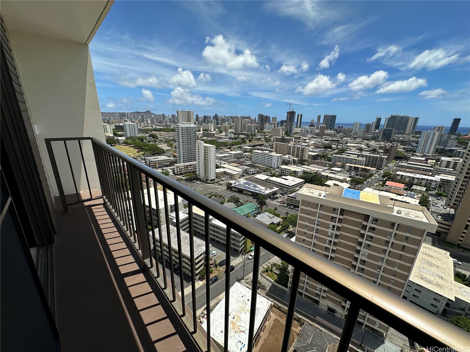 Camelot condo # 2406, Honolulu, Hawaii - photo 2 of 14