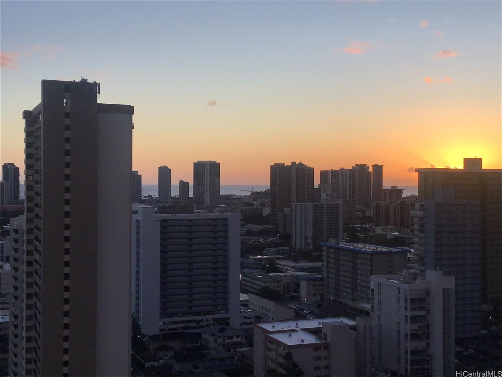 Camelot condo # 2406, Honolulu, Hawaii - photo 16 of 19