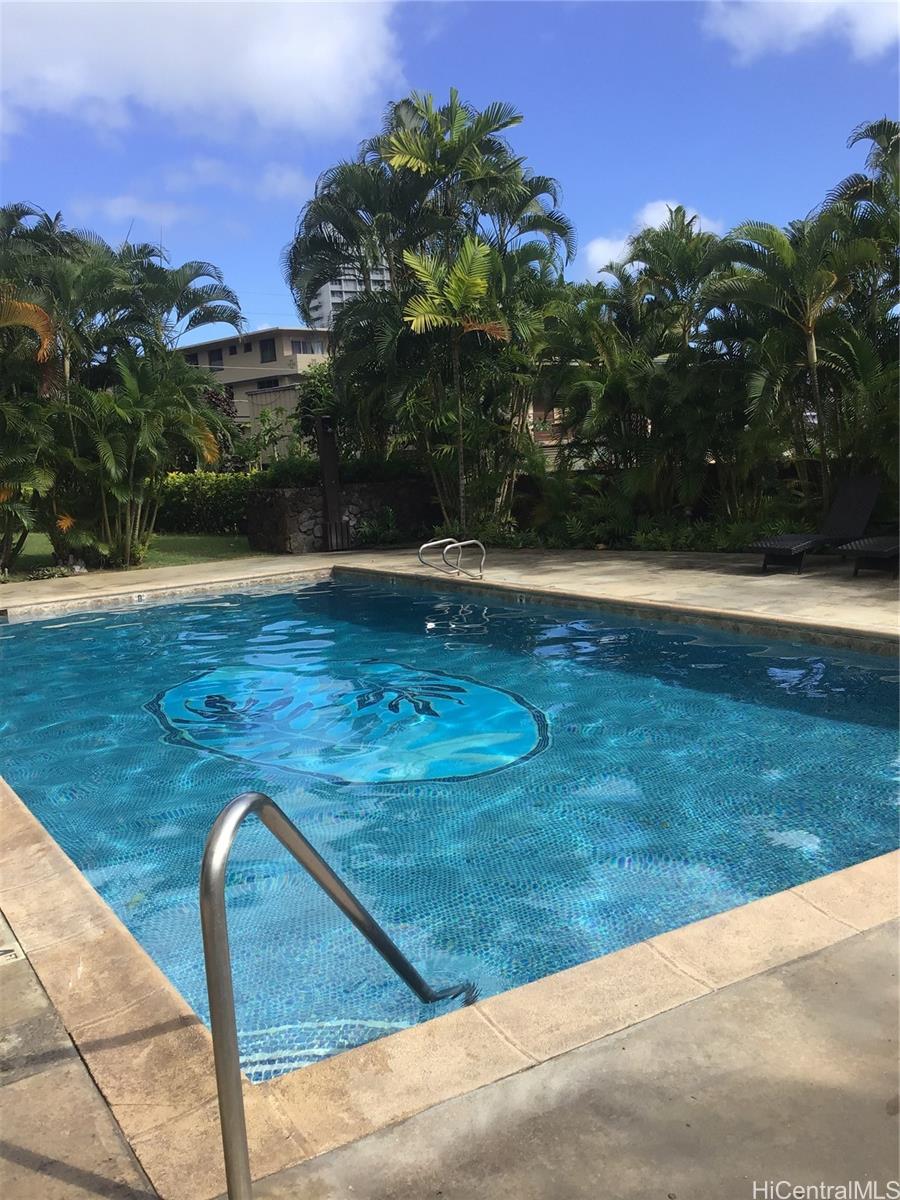 Camelot condo # 2406, Honolulu, Hawaii - photo 9 of 19