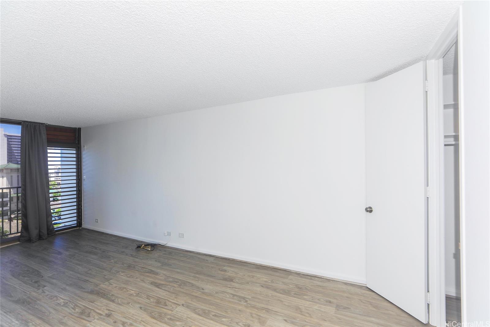 Camelot condo # 506, Honolulu, Hawaii - photo 11 of 25