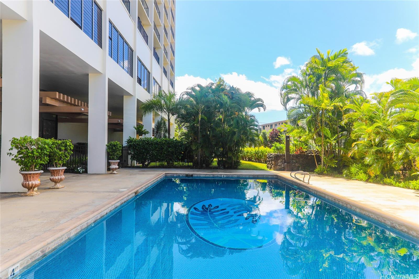 Camelot condo # 506, Honolulu, Hawaii - photo 20 of 25