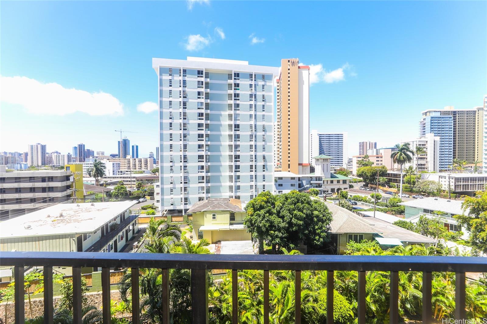 Camelot condo # 506, Honolulu, Hawaii - photo 22 of 25