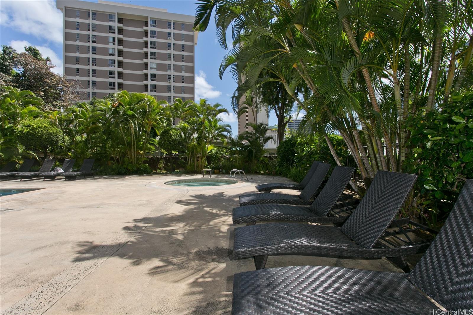 Camelot condo # 605, Honolulu, Hawaii - photo 10 of 17