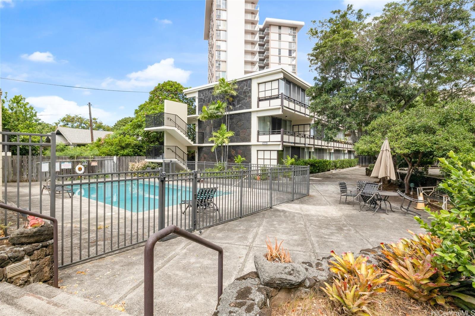 Punahou Terrace condo # B101, Honolulu, Hawaii - photo 18 of 23