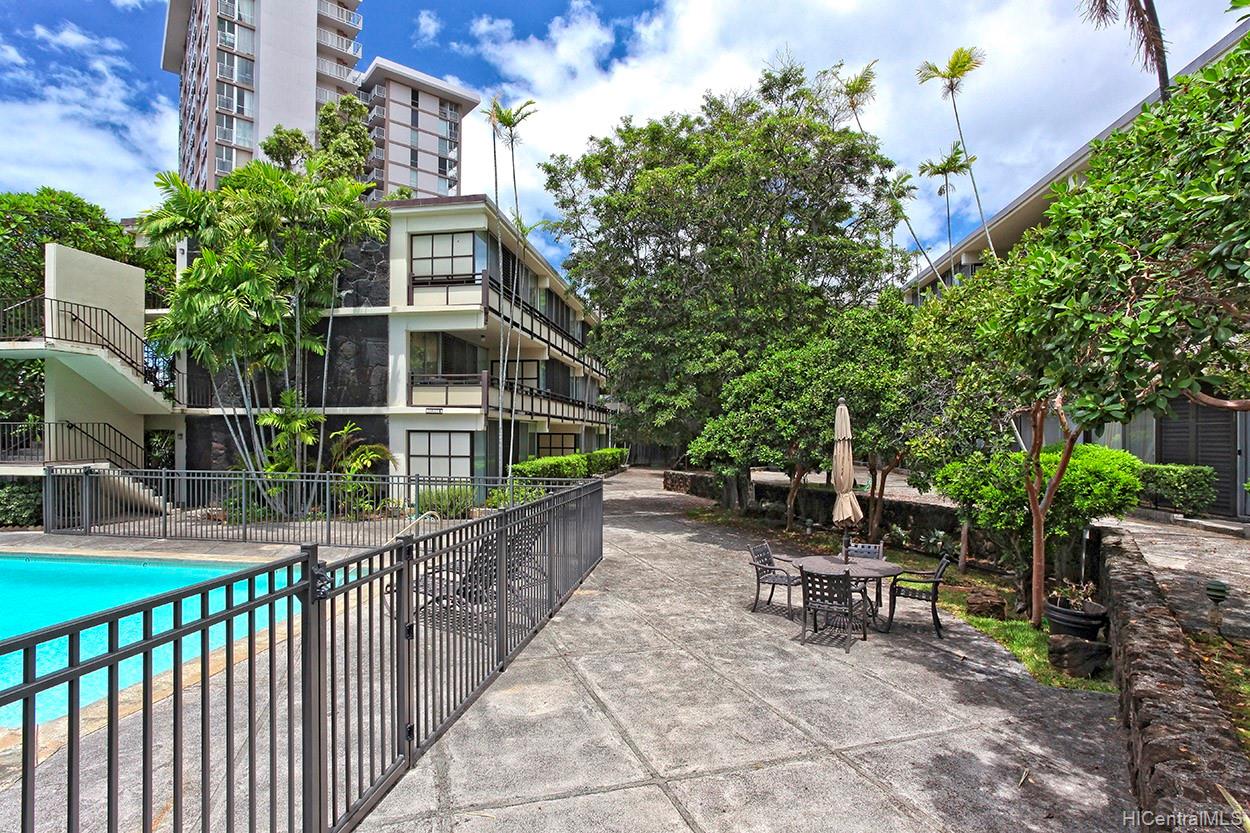 Punahou Terrace condo # B102, Honolulu, Hawaii - photo 15 of 15