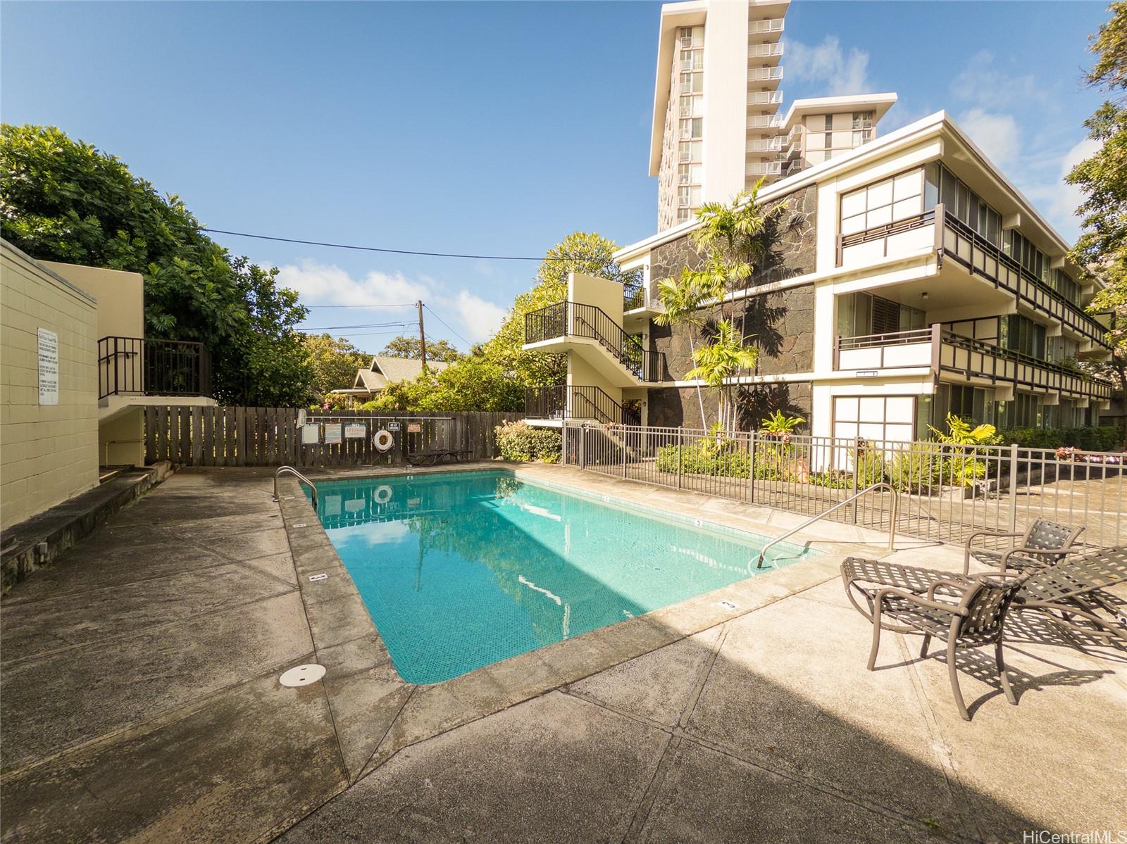 Punahou Terrace condo # B301, Honolulu, Hawaii - photo 17 of 18