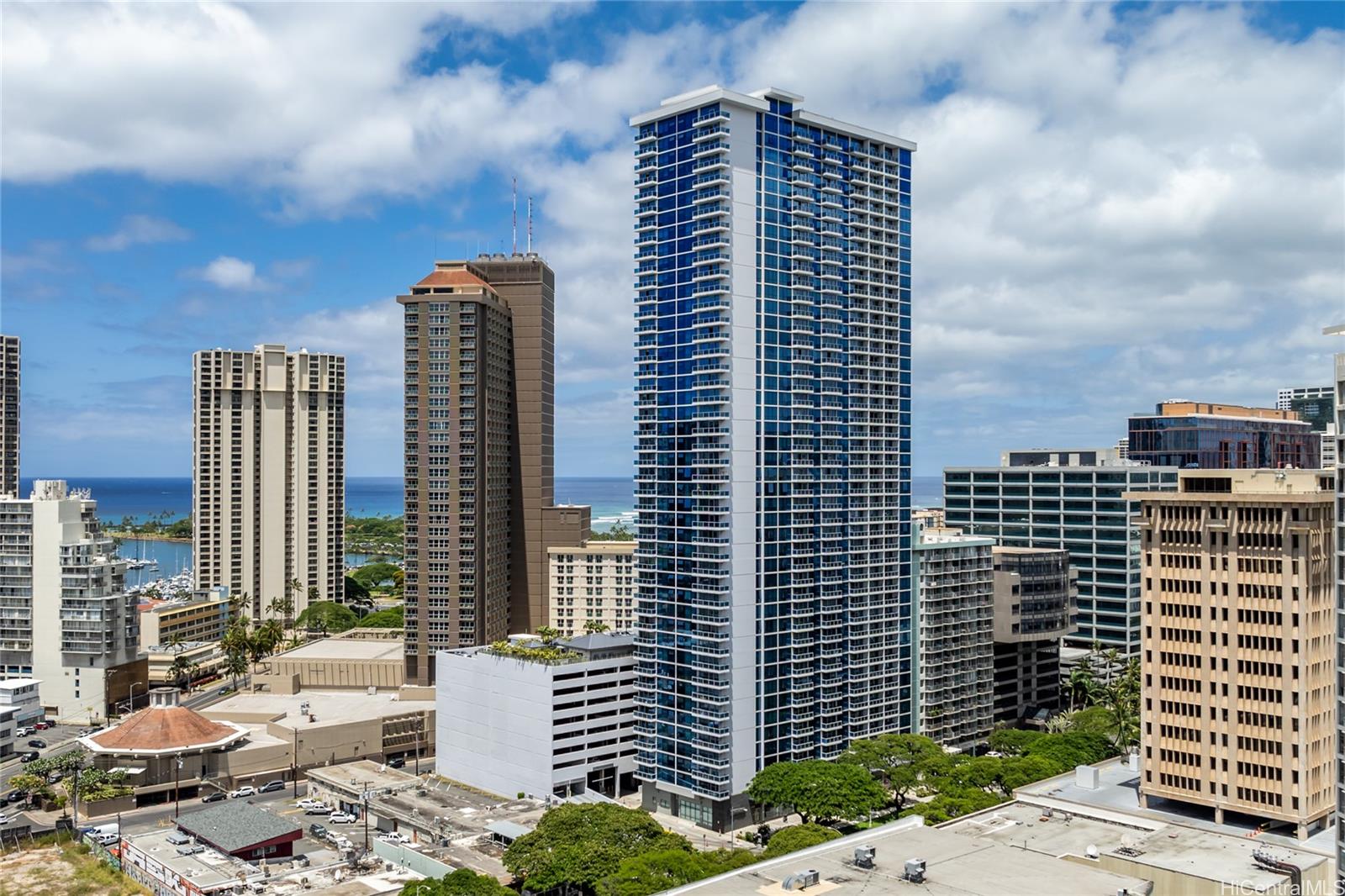 Kapiolani Residence condo # 202, Honolulu, Hawaii - photo 20 of 22