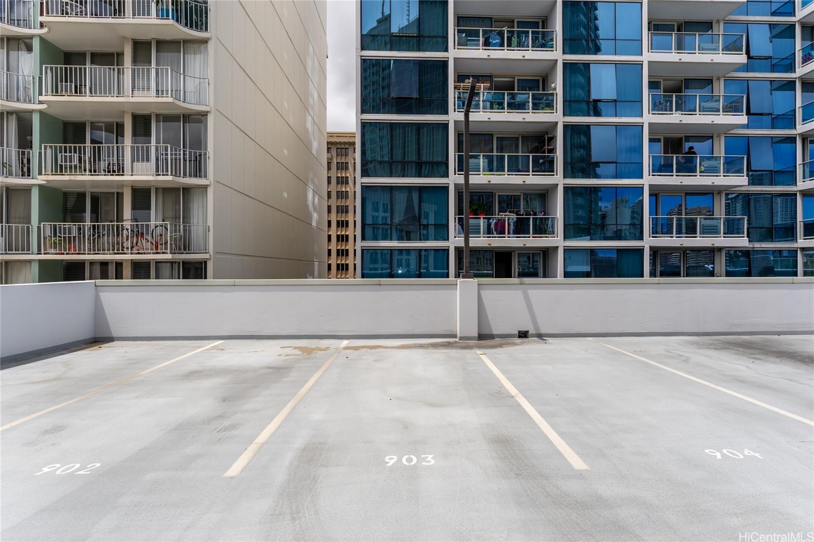 Kapiolani Residence condo # 202, Honolulu, Hawaii - photo 22 of 22